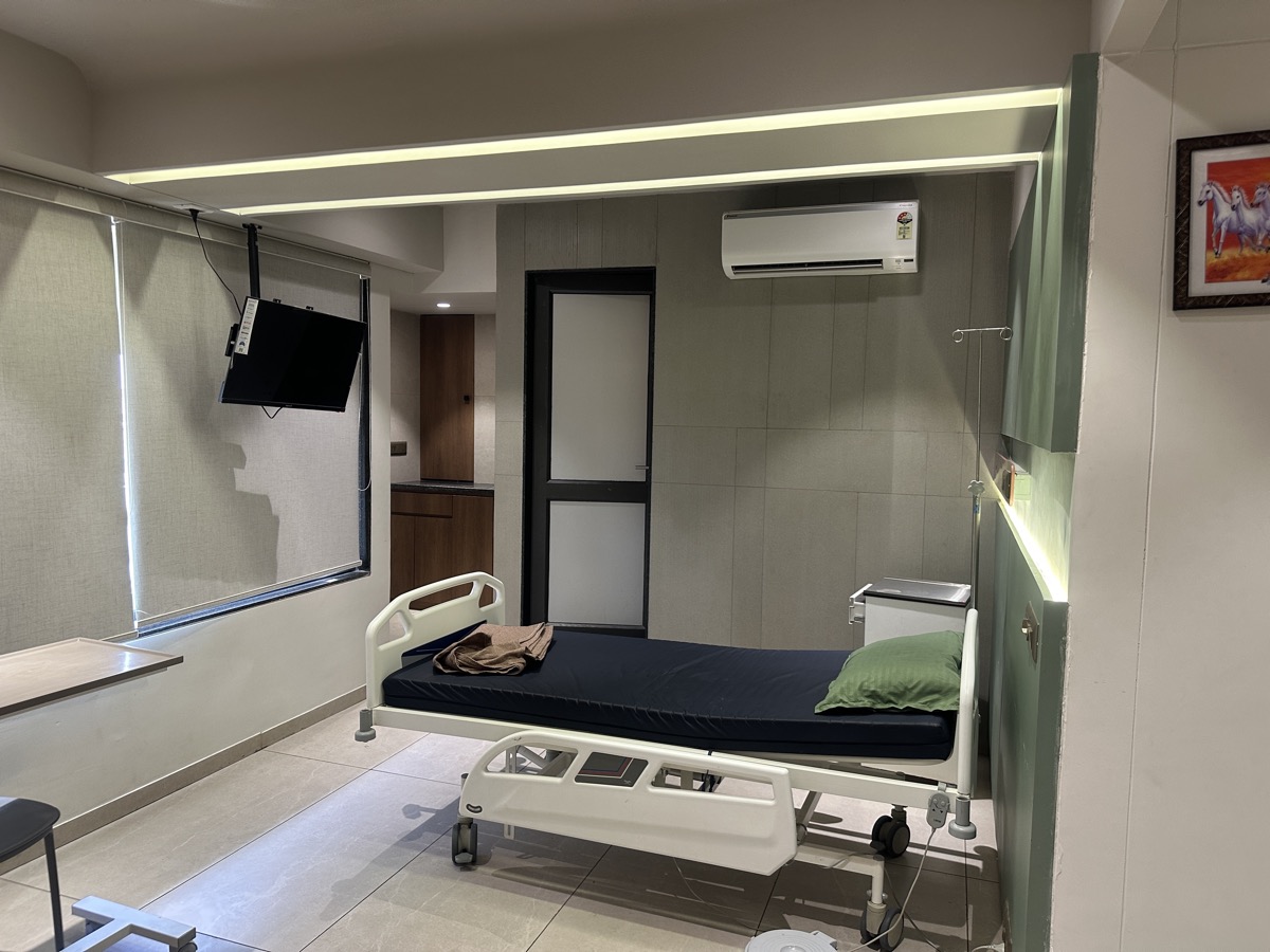 Super Deluxe Room at Procto Surgical Hospital
