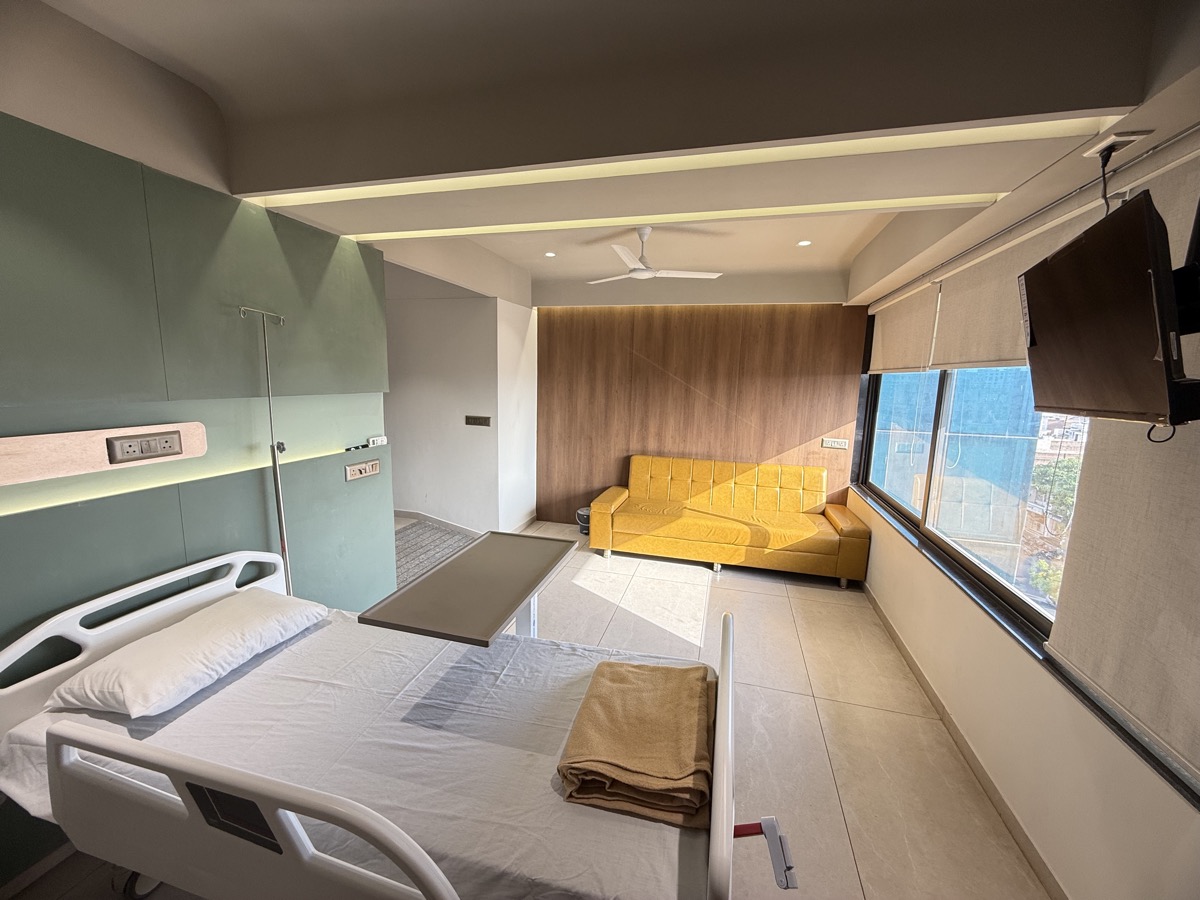 Super Deluxe Room at Procto Surgical Hospital